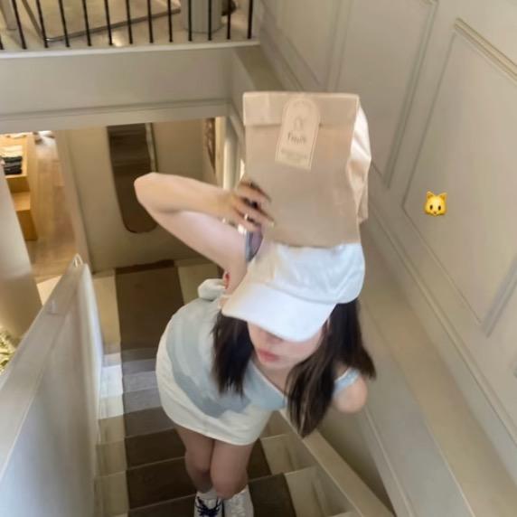 桃🍑七七。