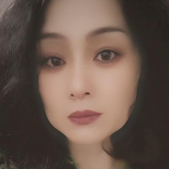 龙行天下牛🐮抬头