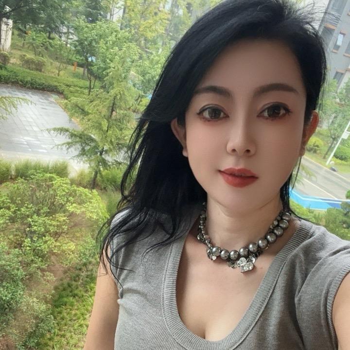 韩城市女主角私家衣橱