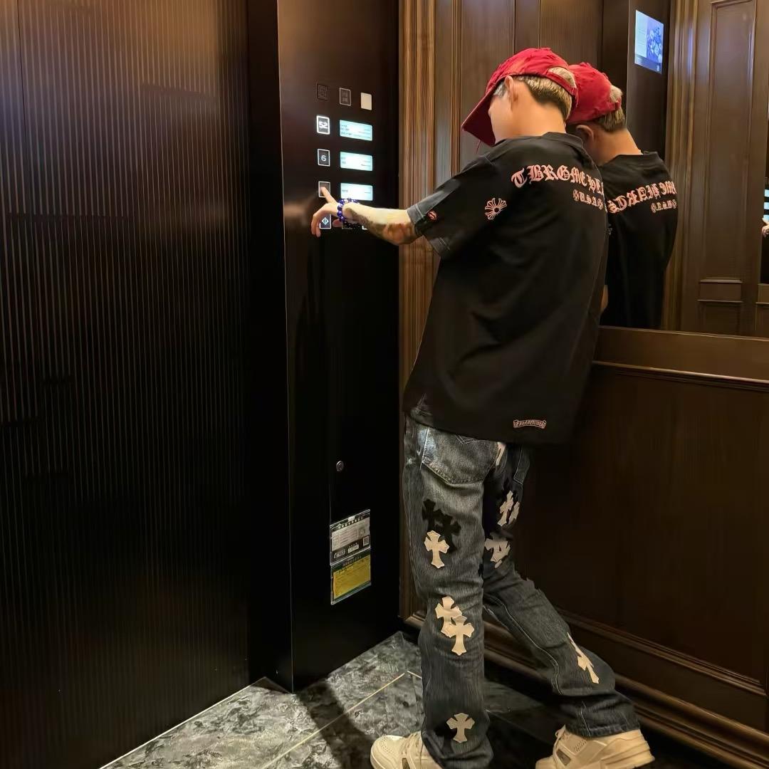 利姐翌卫渲商贸