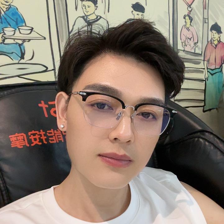 附小近