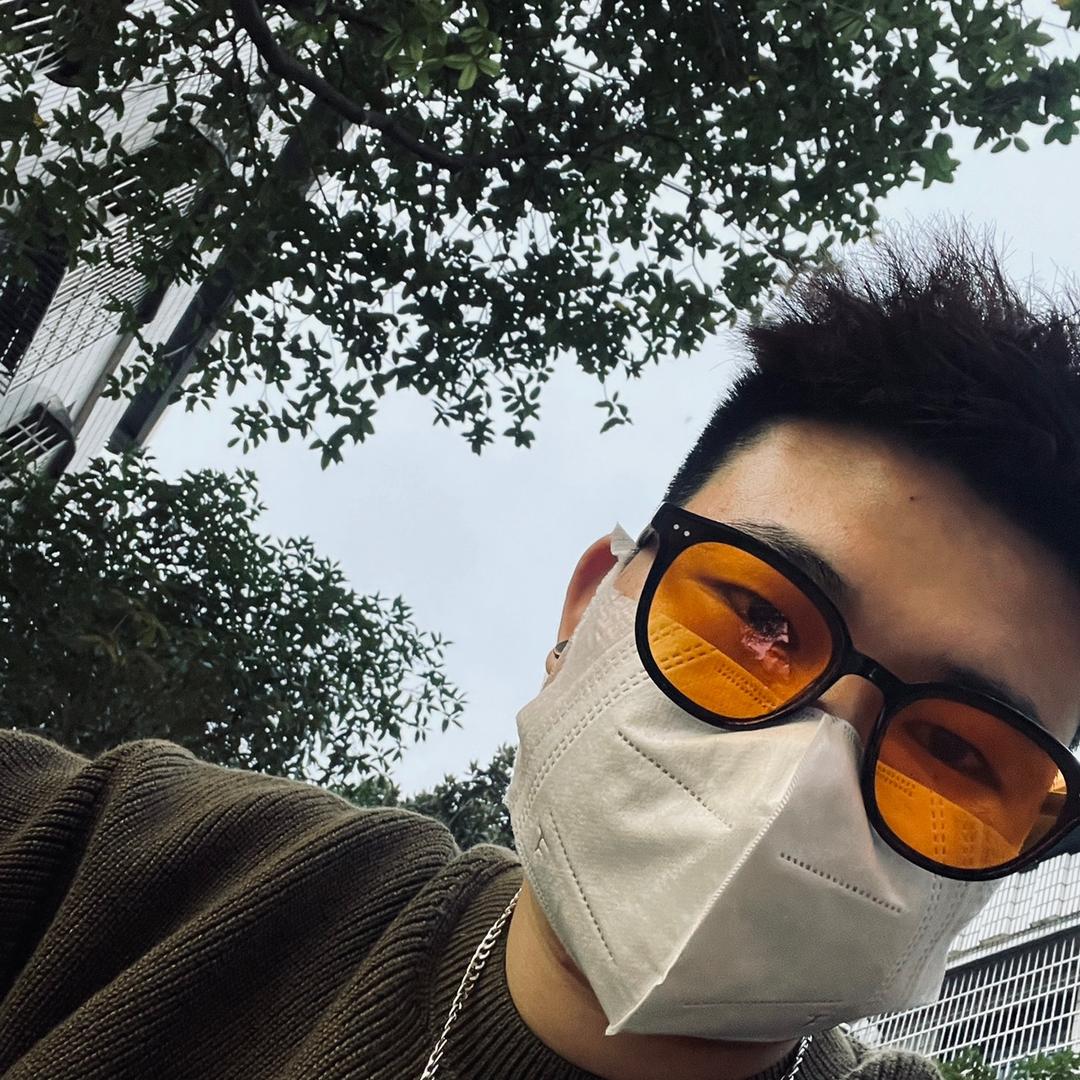 一间理发店主理人