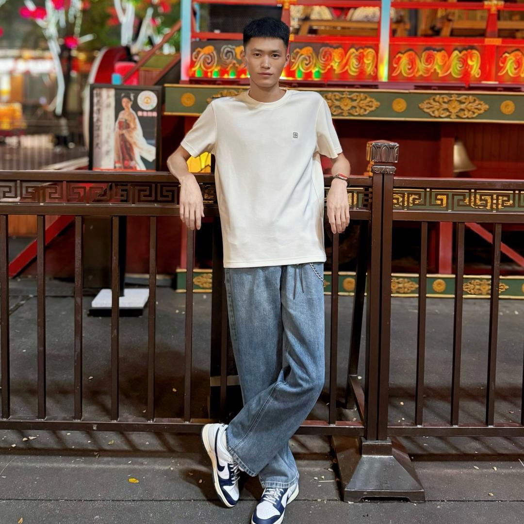 一米八三