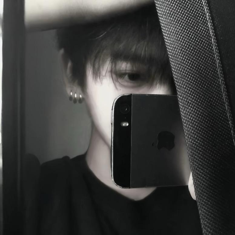 ⁥