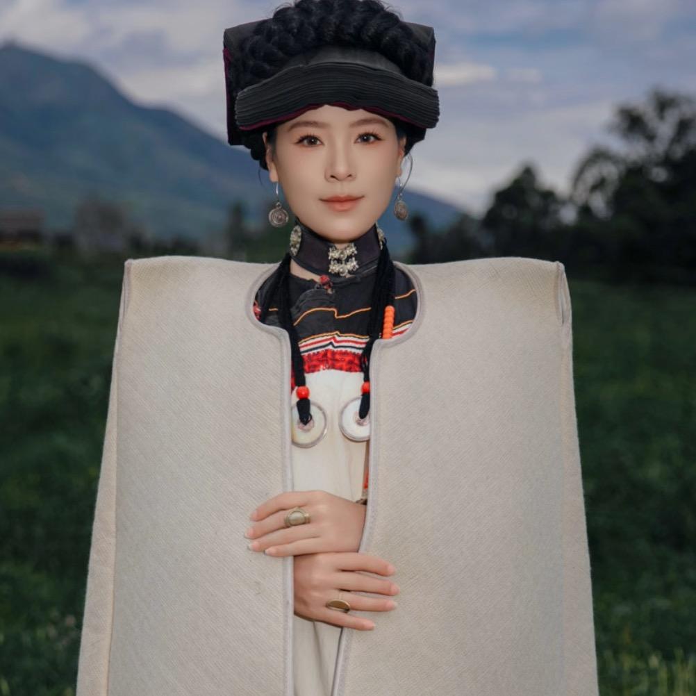 林熙（五十六民族传统服饰）