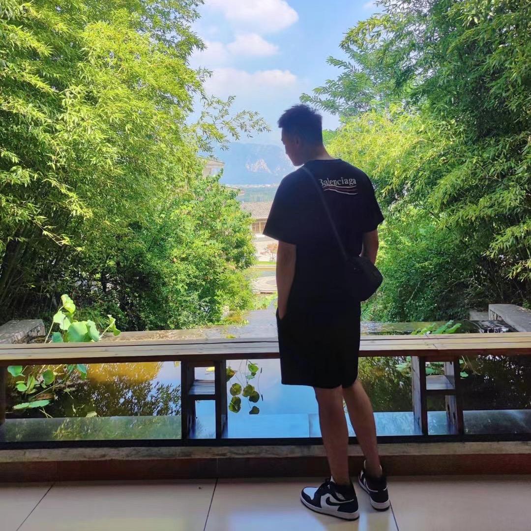焱小旭