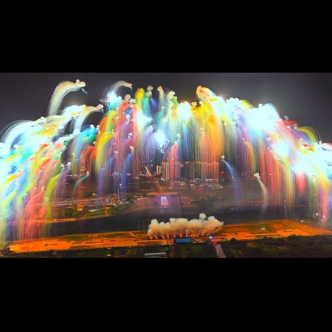 主理人（🎆）