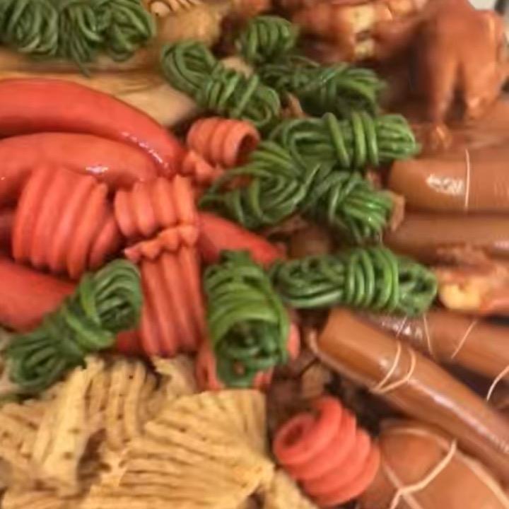 月姐大锅卤菜