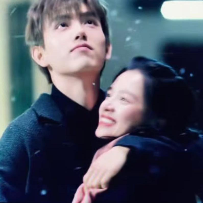 菠萝吹雪ˇ