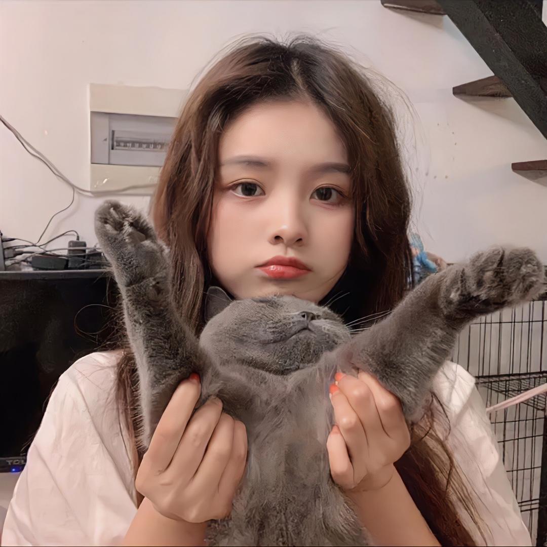Yuna.