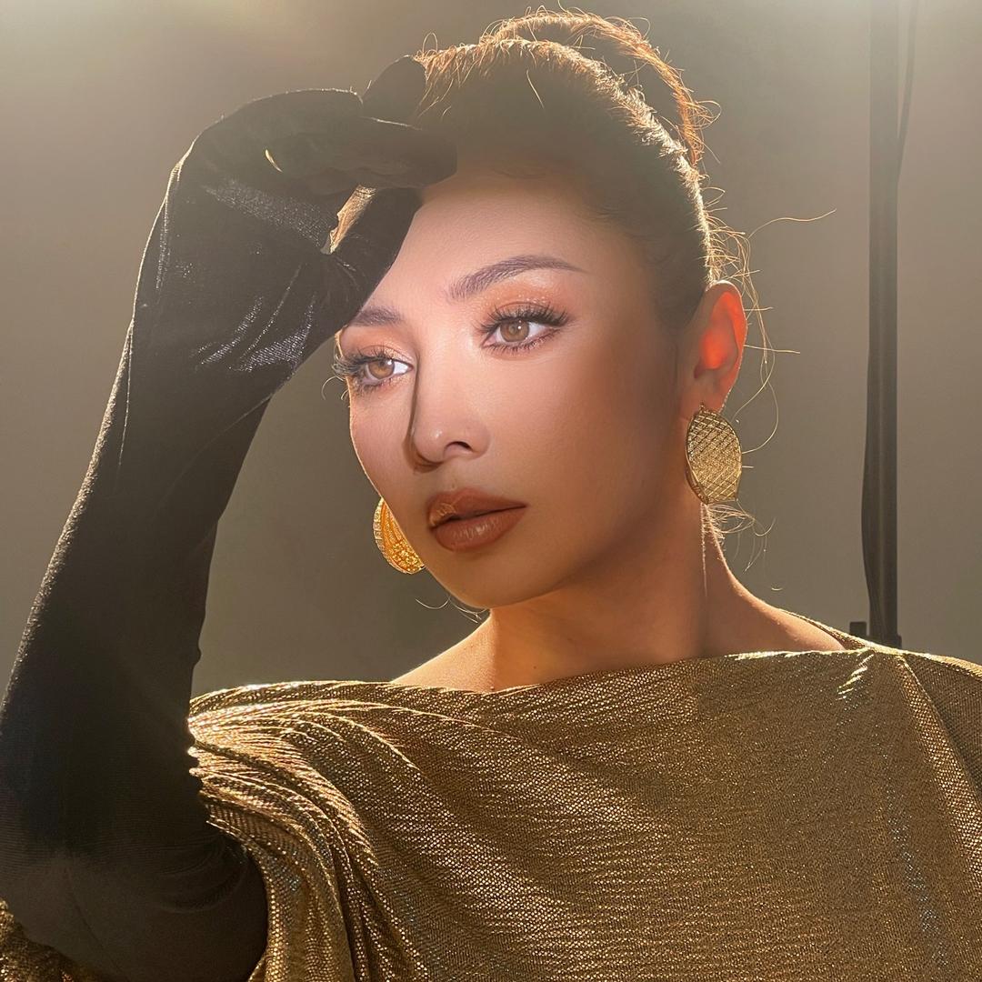 Zulhayat esmayil 祖丽