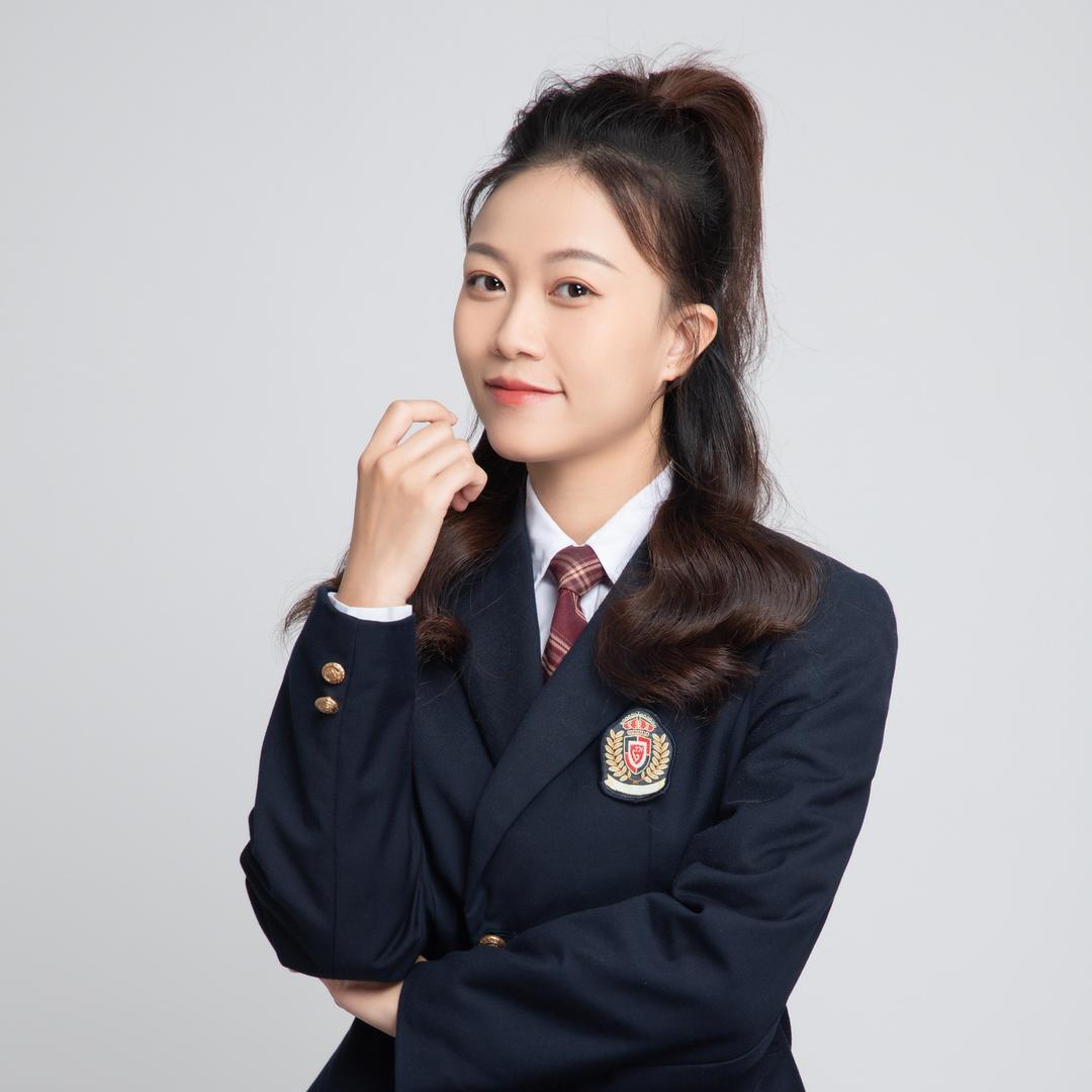 岑溪启点树托育-林园长