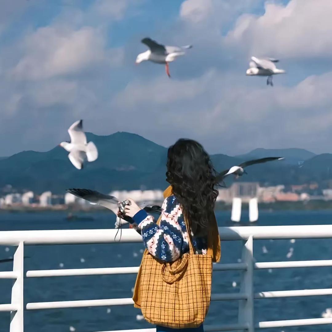 玫瑰予你皮草店