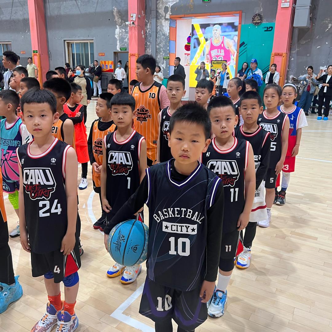 花园篮球训练队