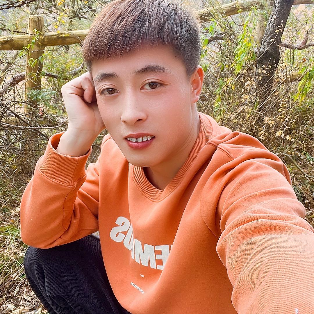 小明（有故事的人）