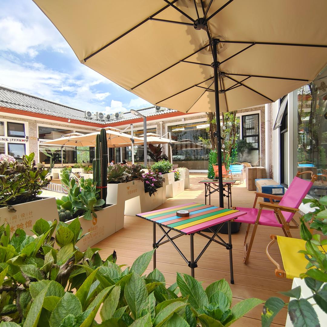 丽江屿你咖啡娟子