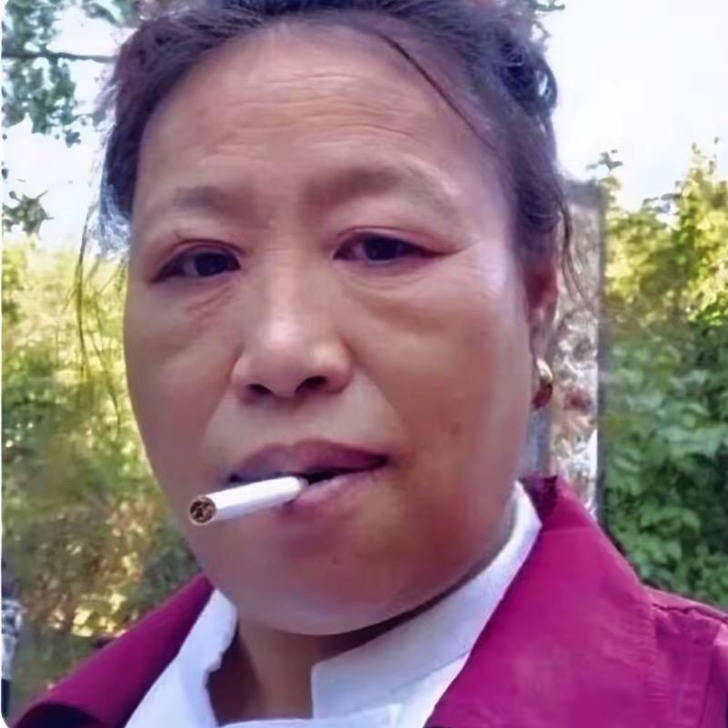 AAA.南门泡面摊圆姐