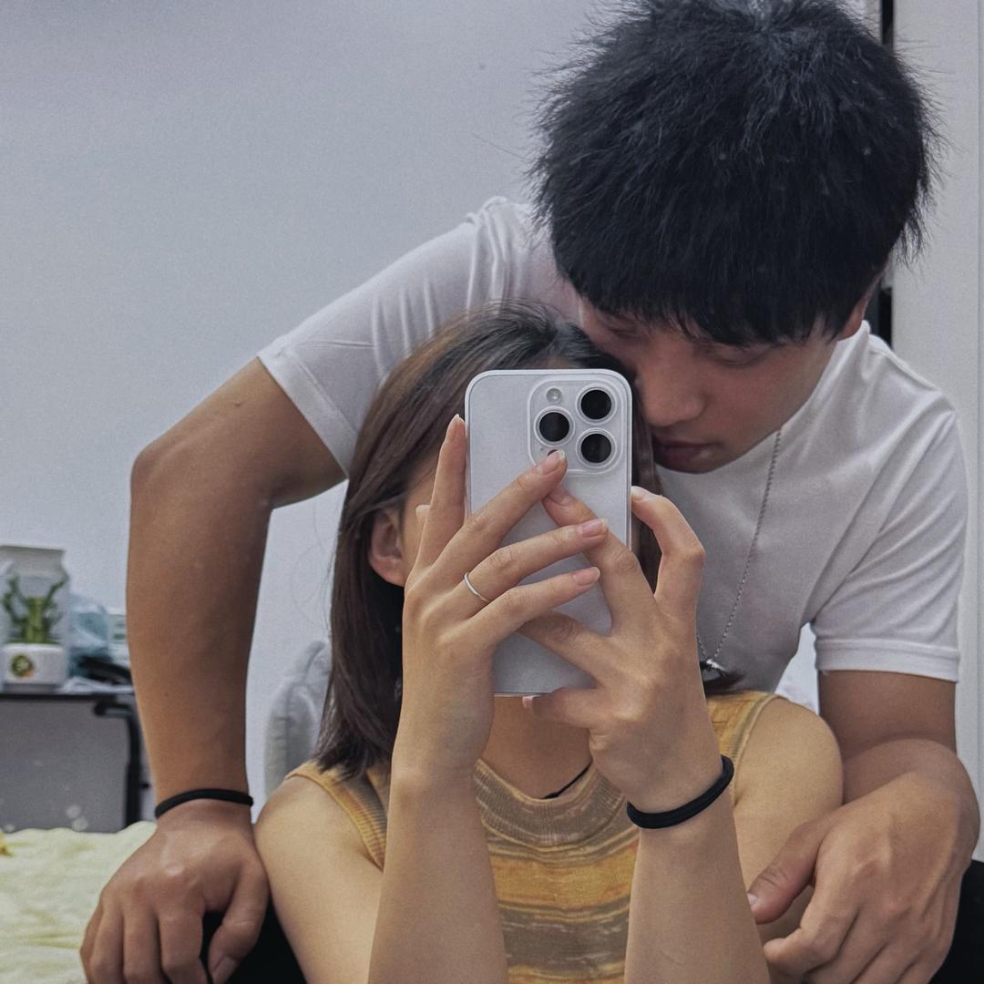蔡姚炒着香