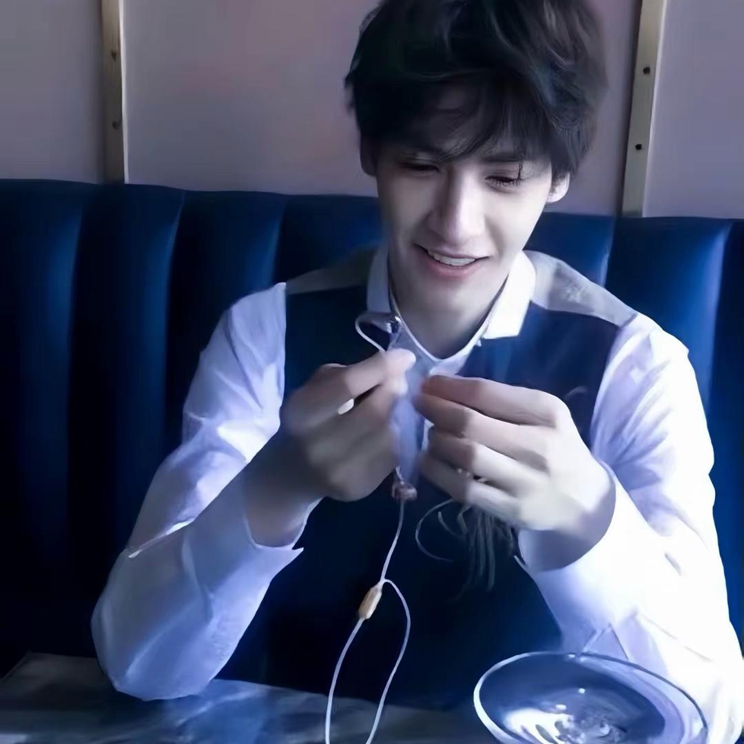 只卖16p的手机壳店铺（沉浸式）