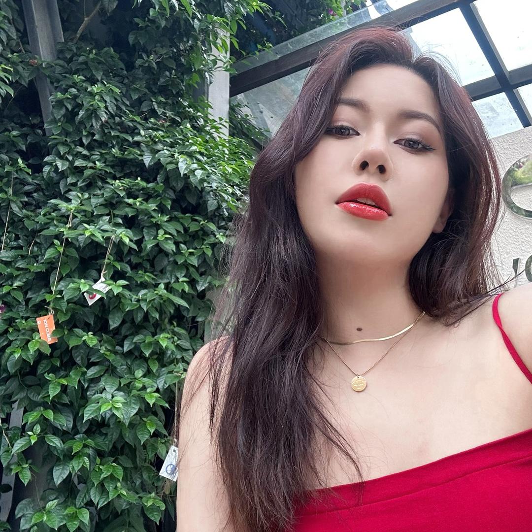 瑞娜🧝🏻‍♀️