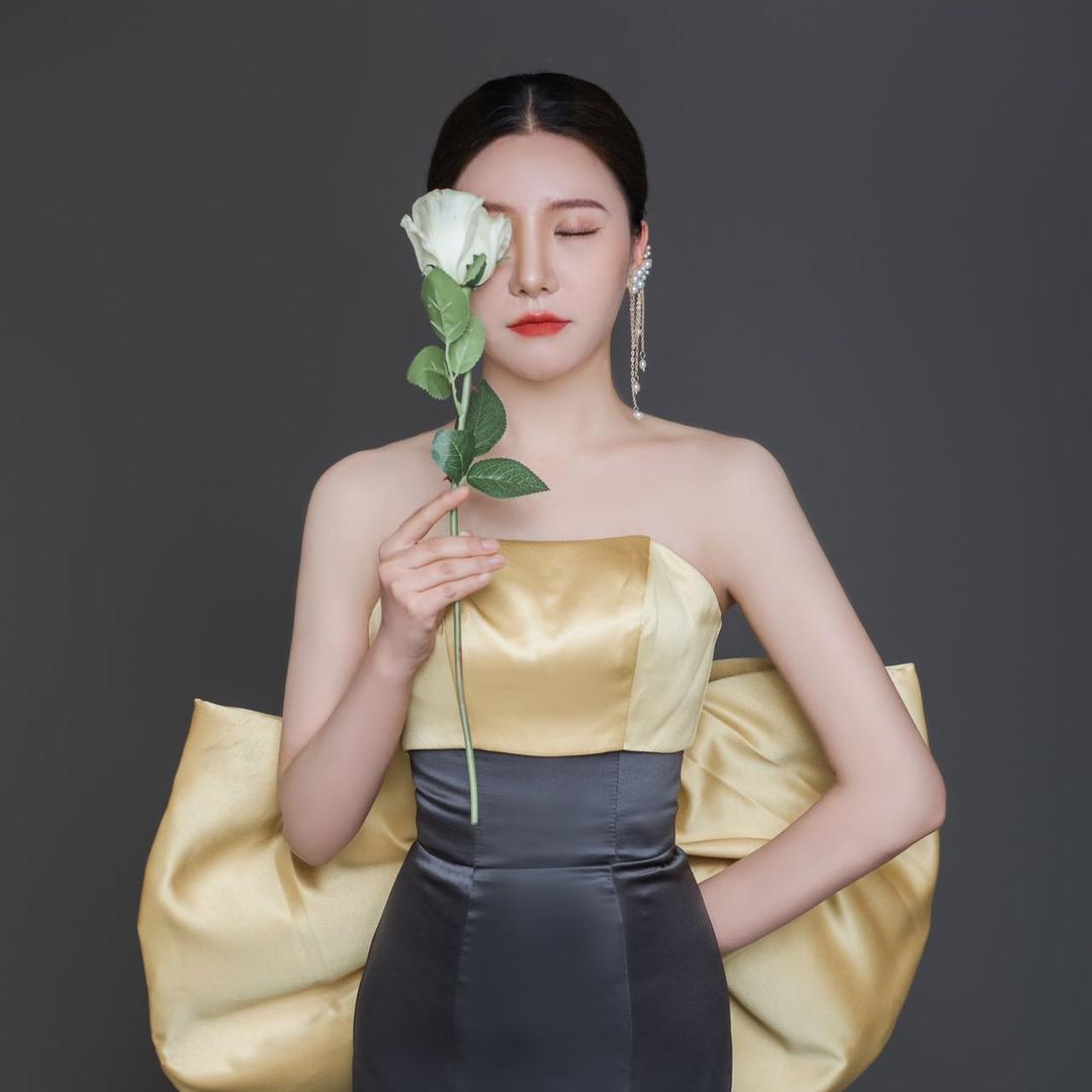李丹