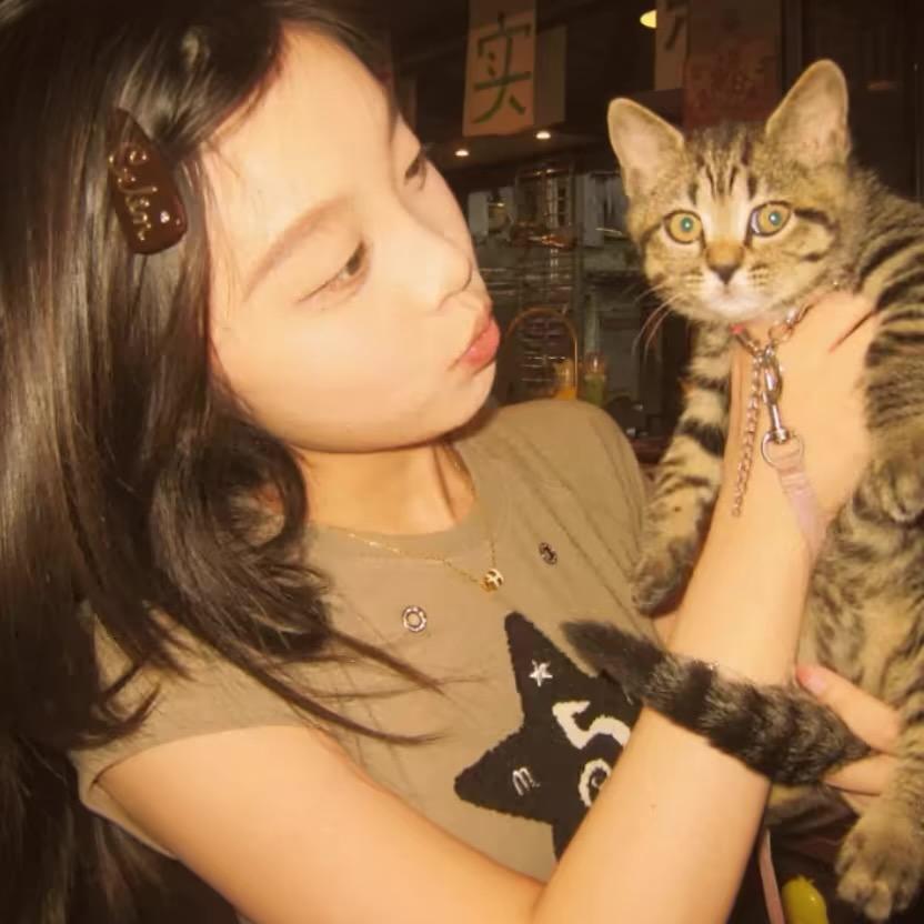 烤乳猪选佩奇