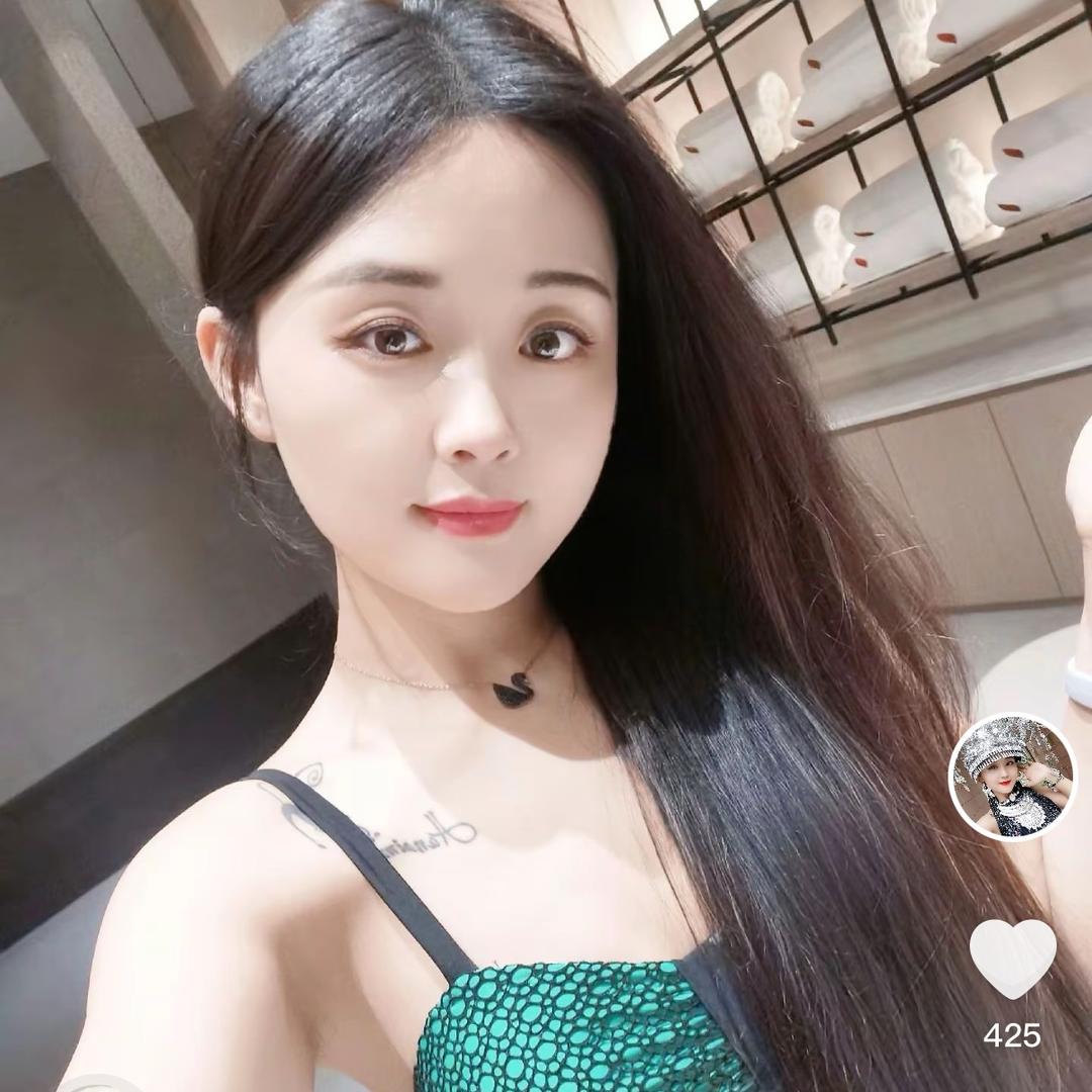 长发飘飘的蔓蔓