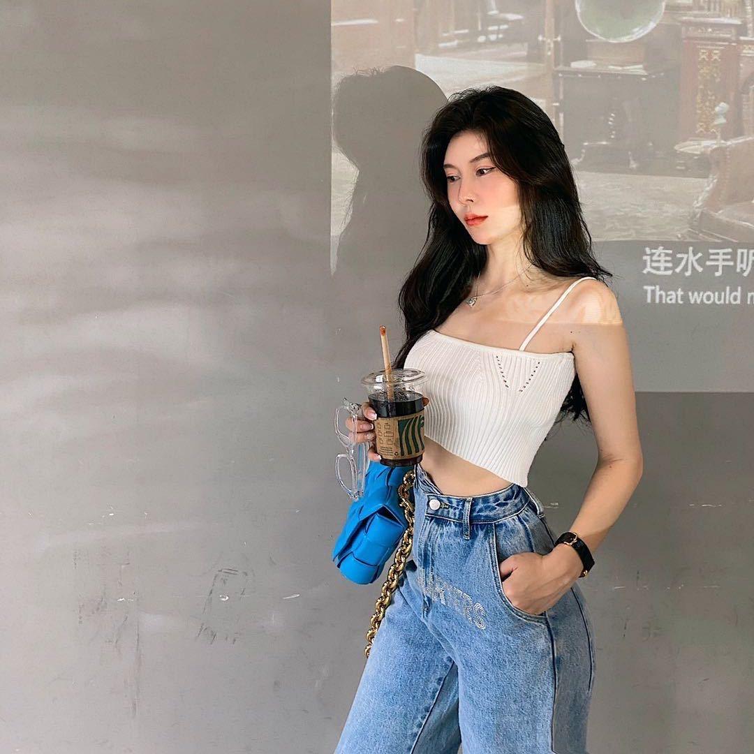 表姐INA
