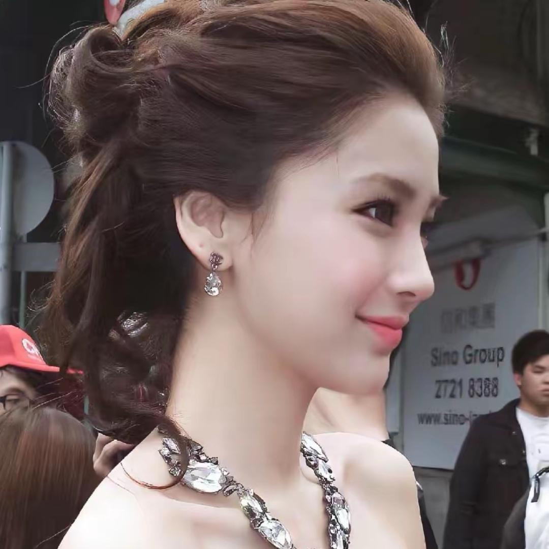 小神晶 ·