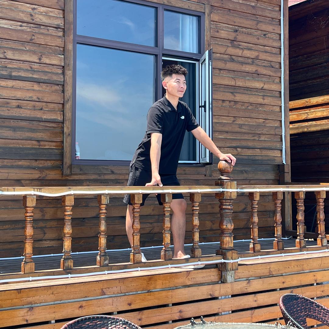 大磊哥！🚶🏻‍♂️