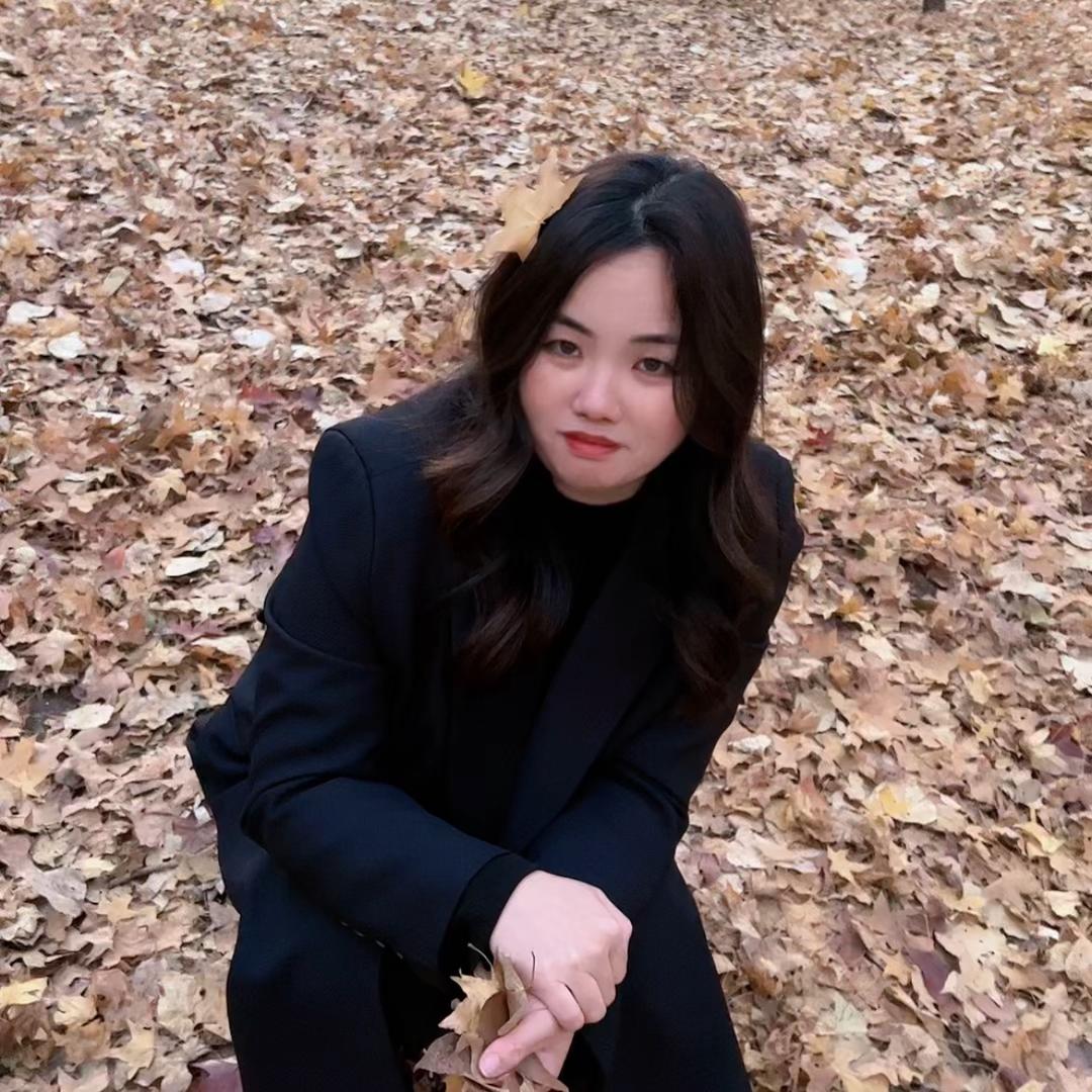 李