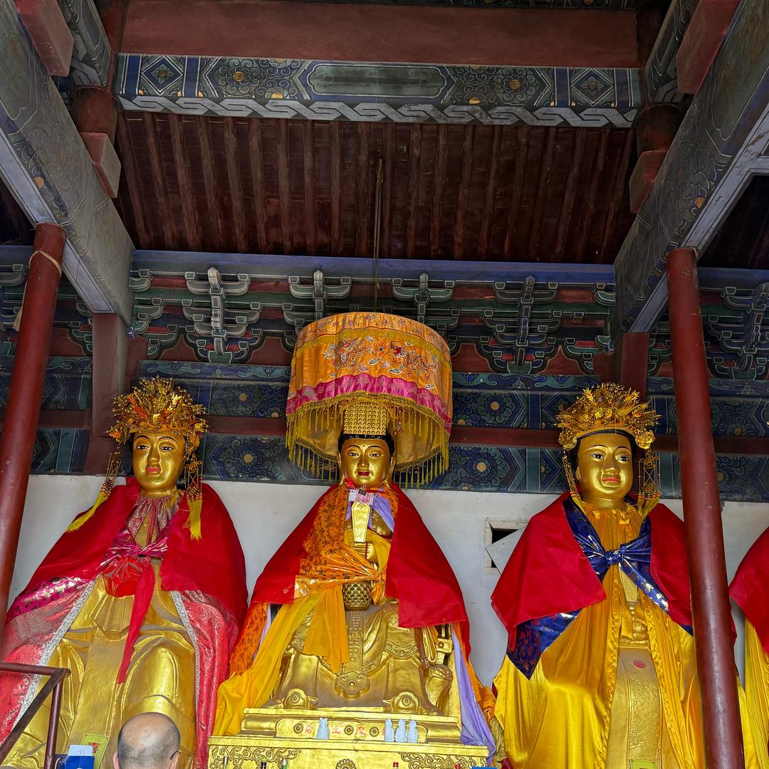 后山奶奶庙炫💞红💕