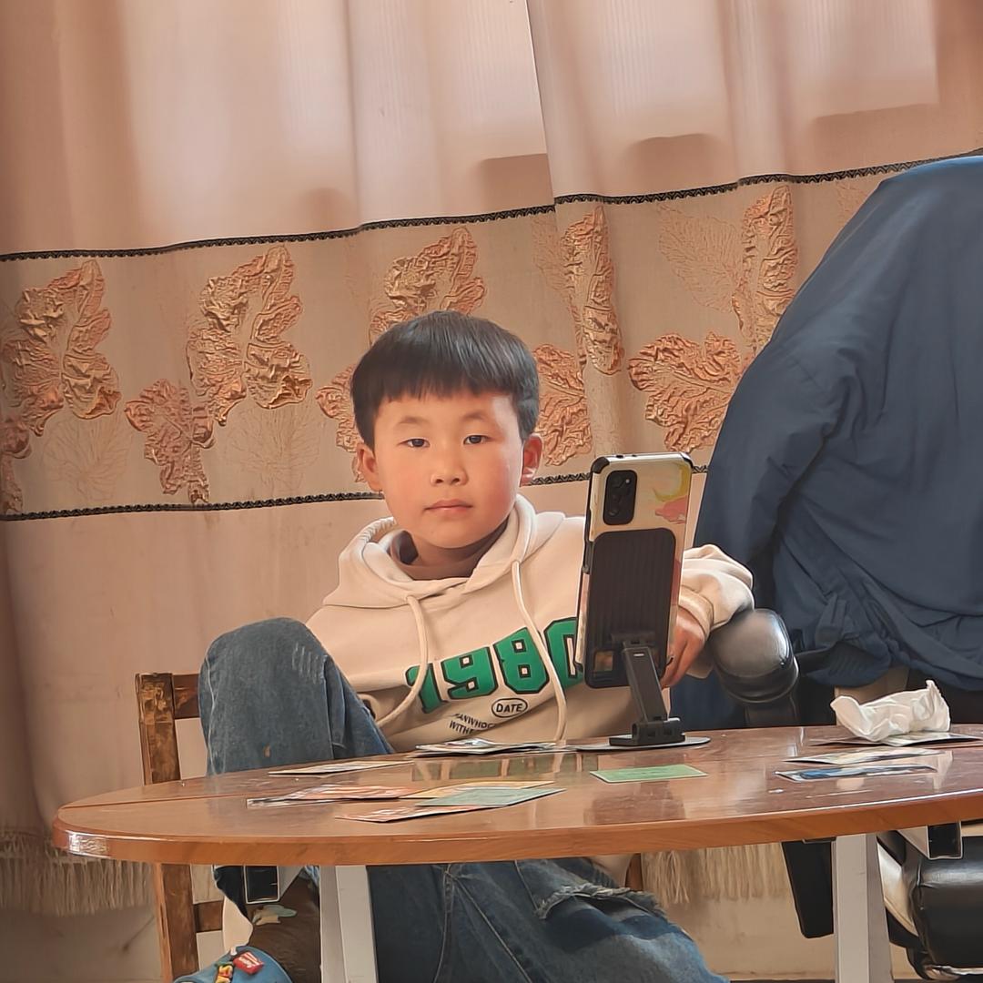 臭小子@