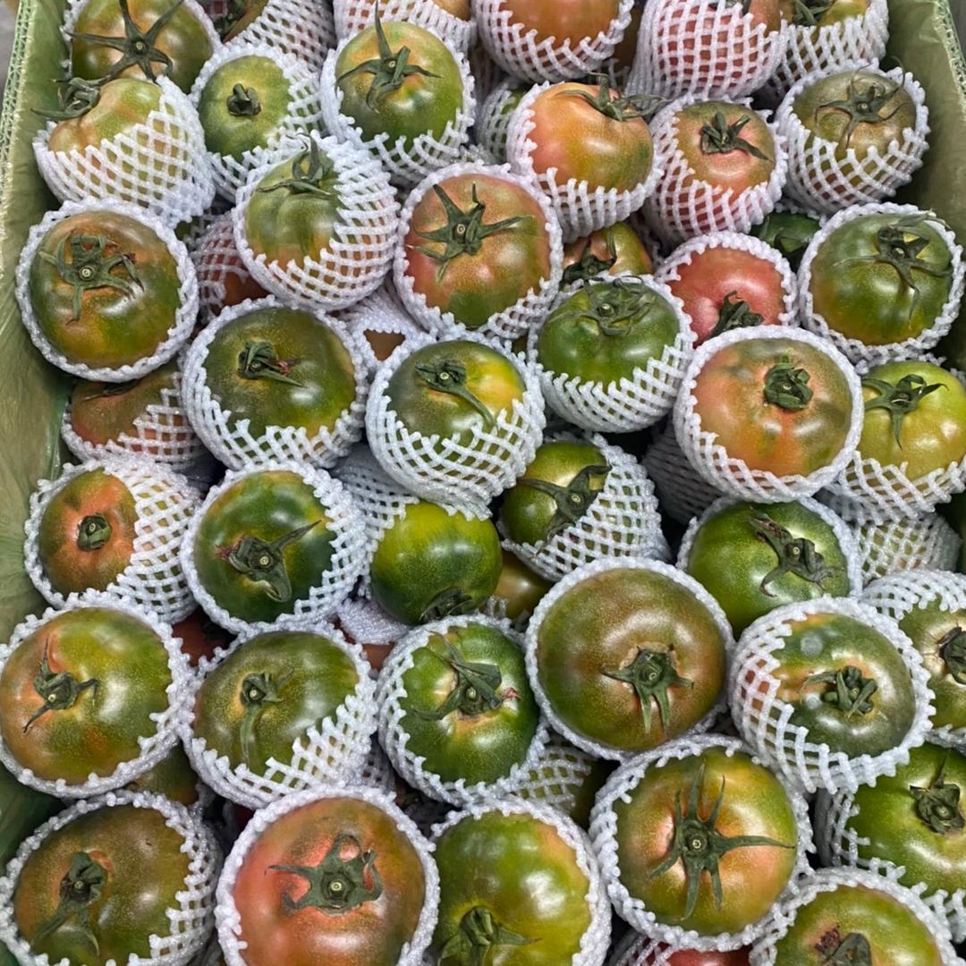 白