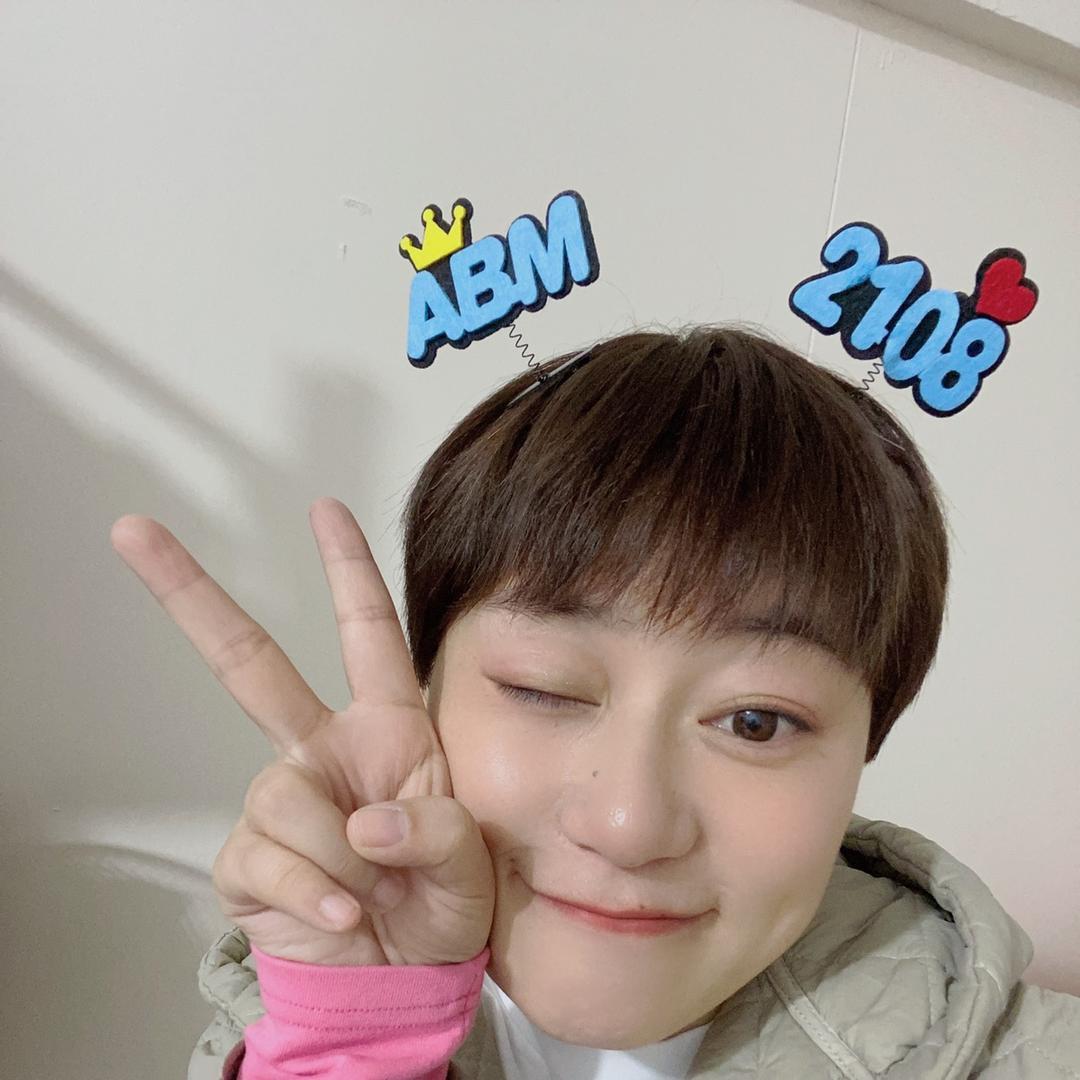 小芝麻童装批发（白天场）