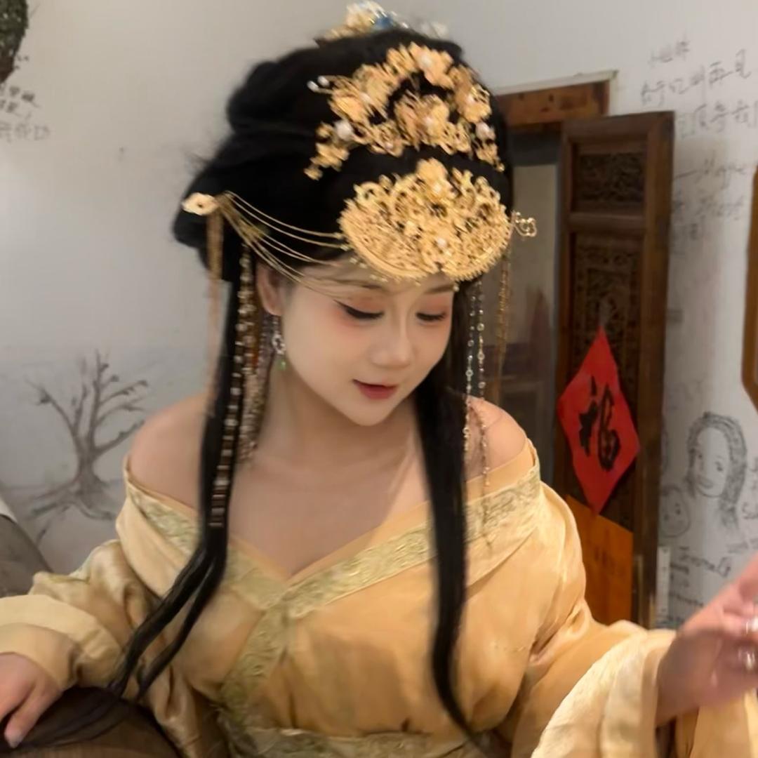 雅惠的朋友圈🧸ྀི