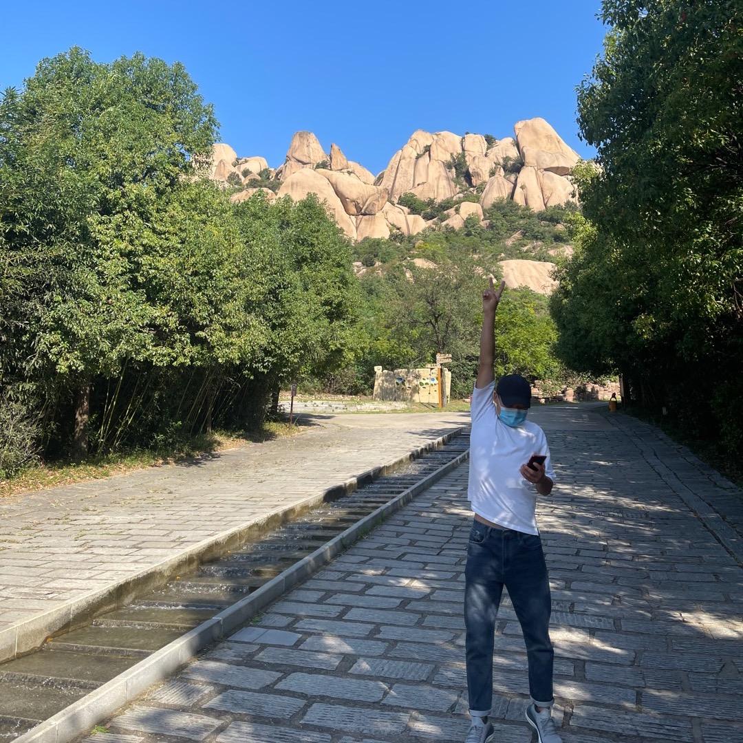 爱吃榴莲的厂二代