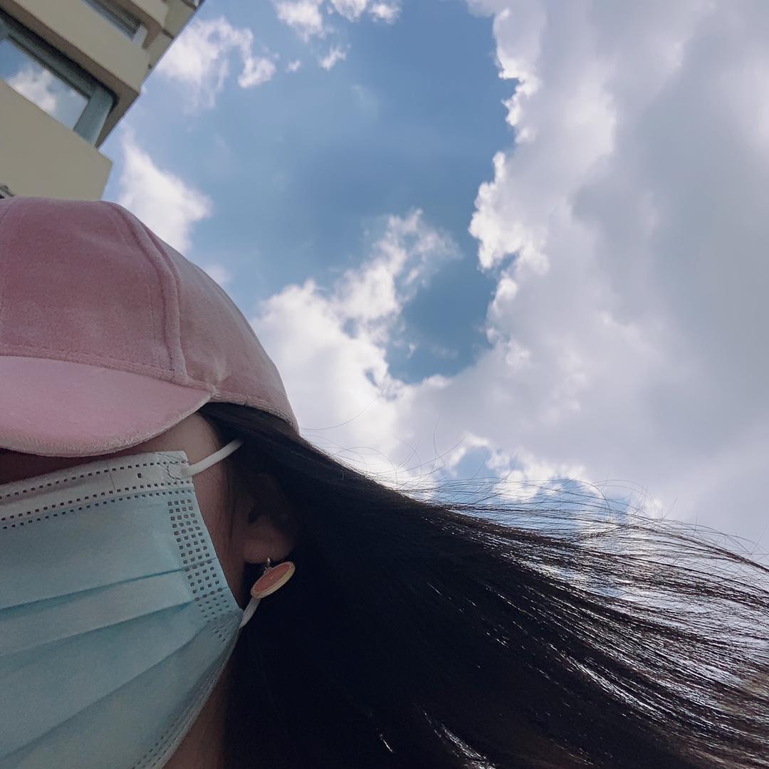 轩闹闹