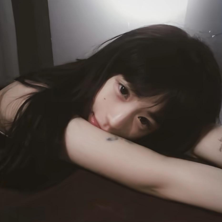 活的不如路边一条