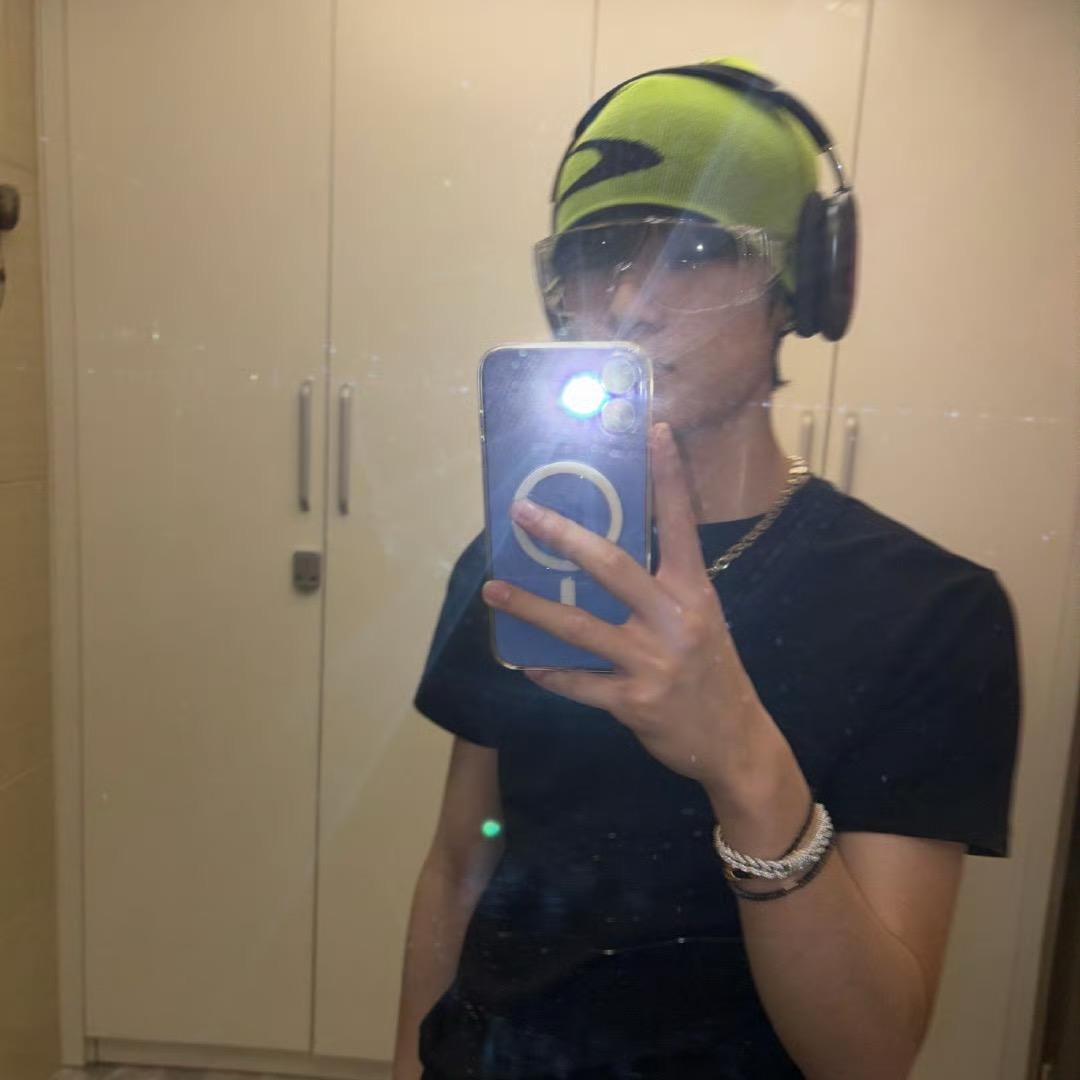 一碗粉一口嗦完