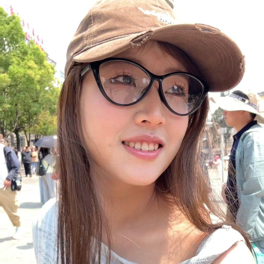 叮叮（认知发疯）