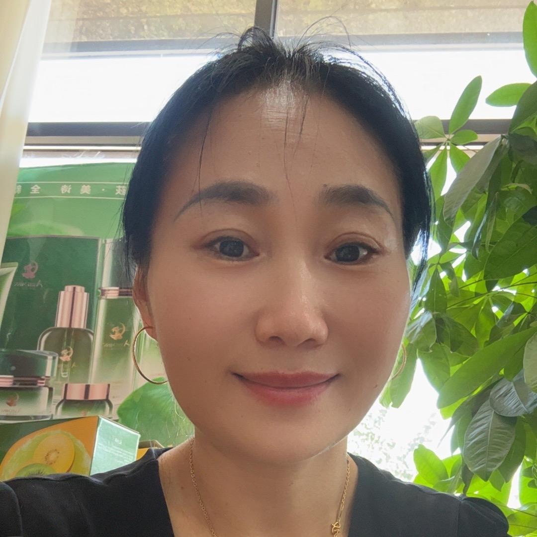 快乐燕子飞