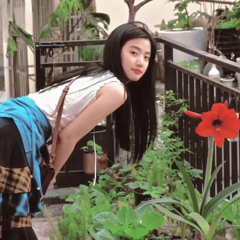 .  …🦋