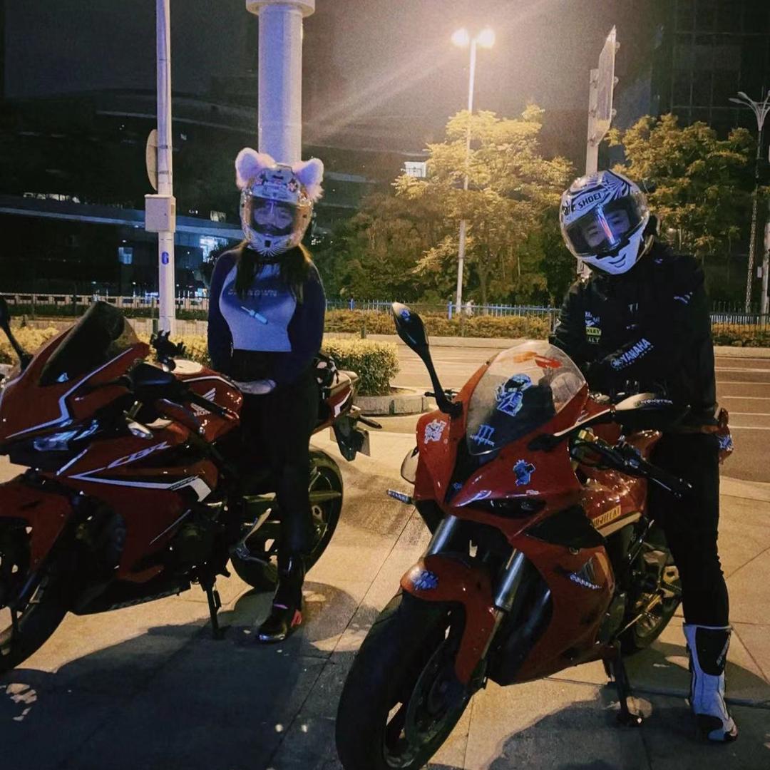 HoHo的大猪蹄子