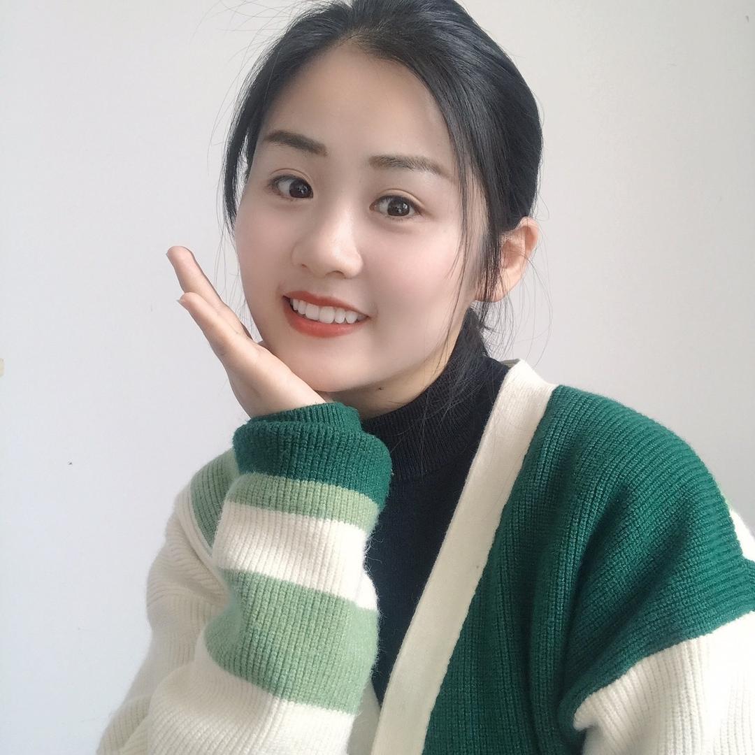 蕙蕙很爱笑🍉🍓
