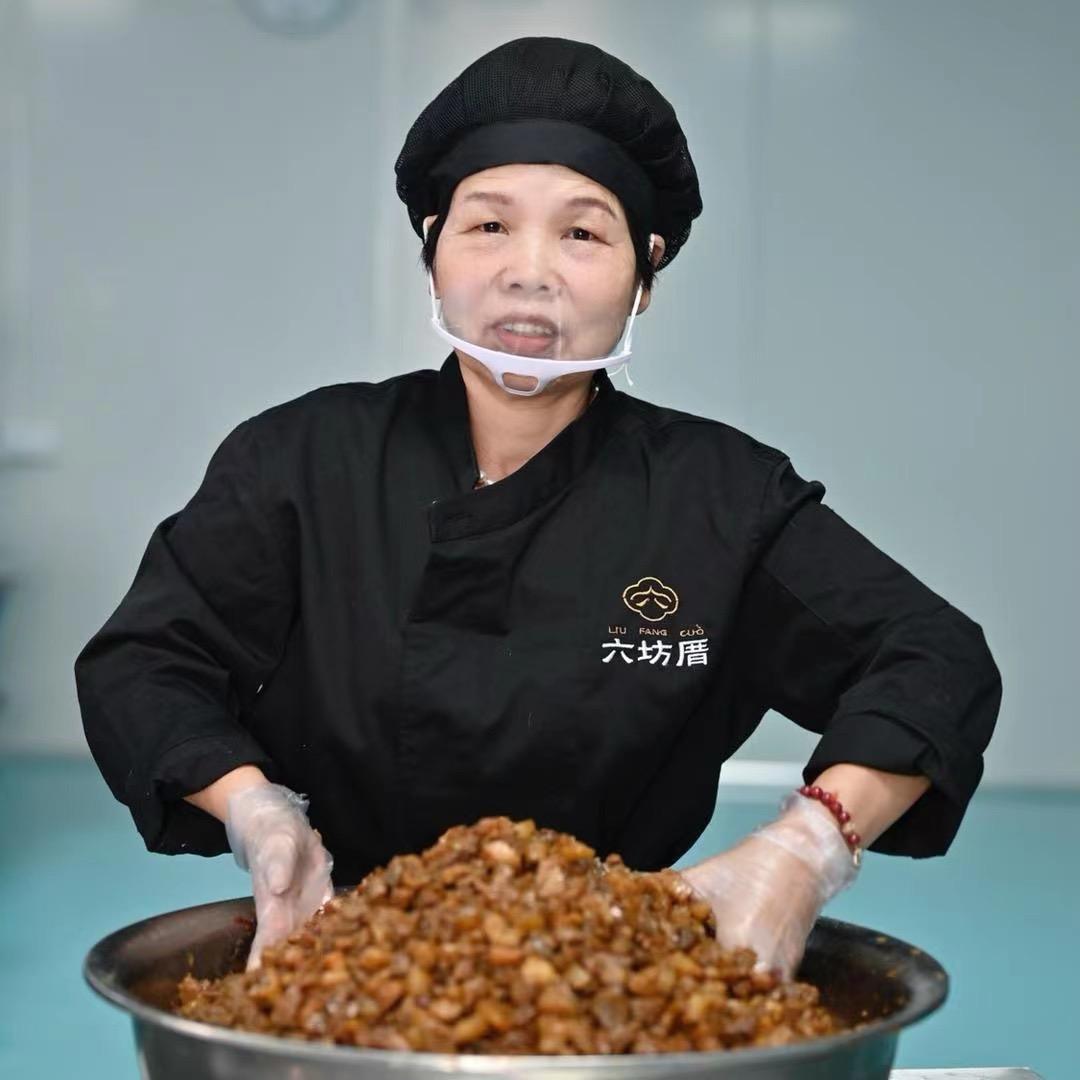 卖大肉饼的芦溪兰姐