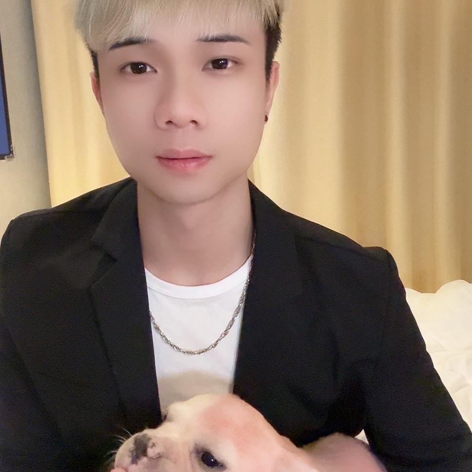 白🐱猫