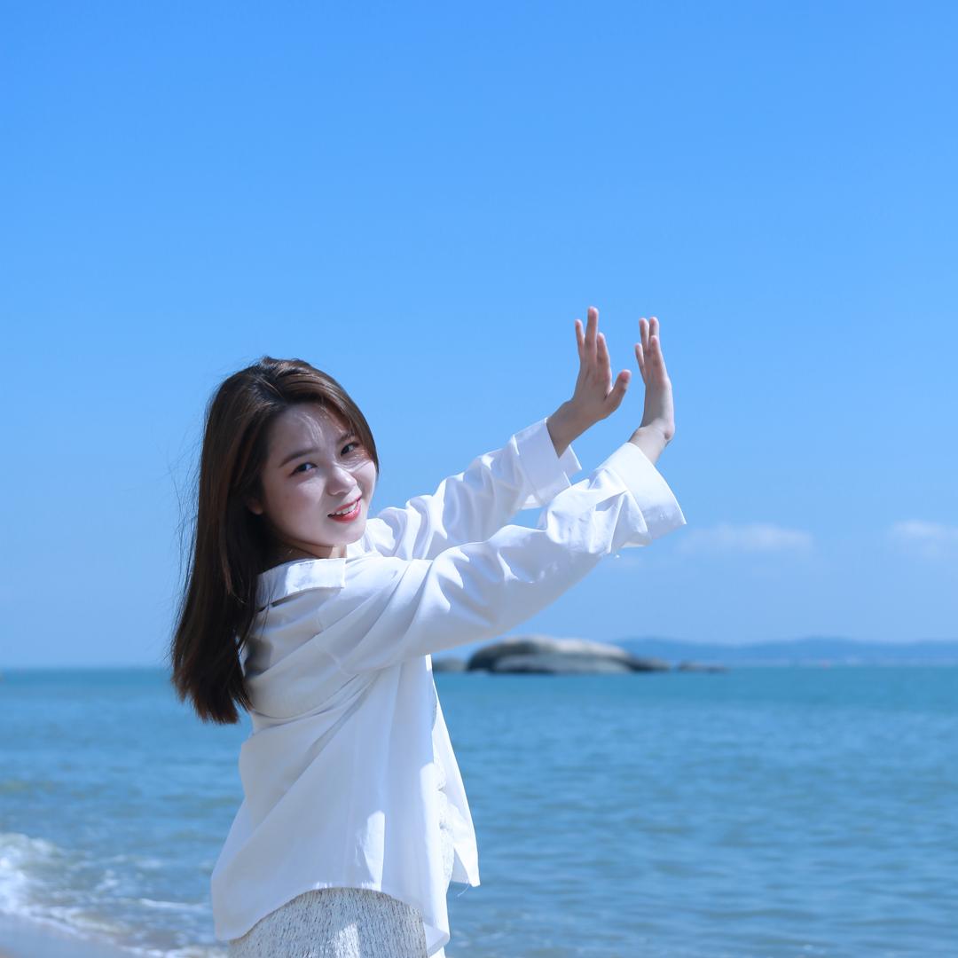 浅浅爱
