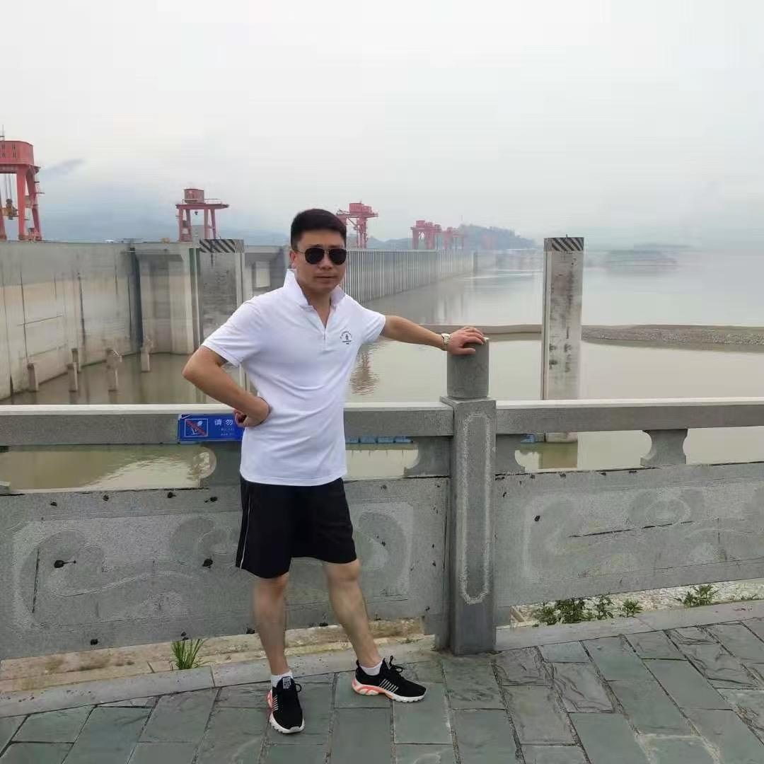 豪情 周董