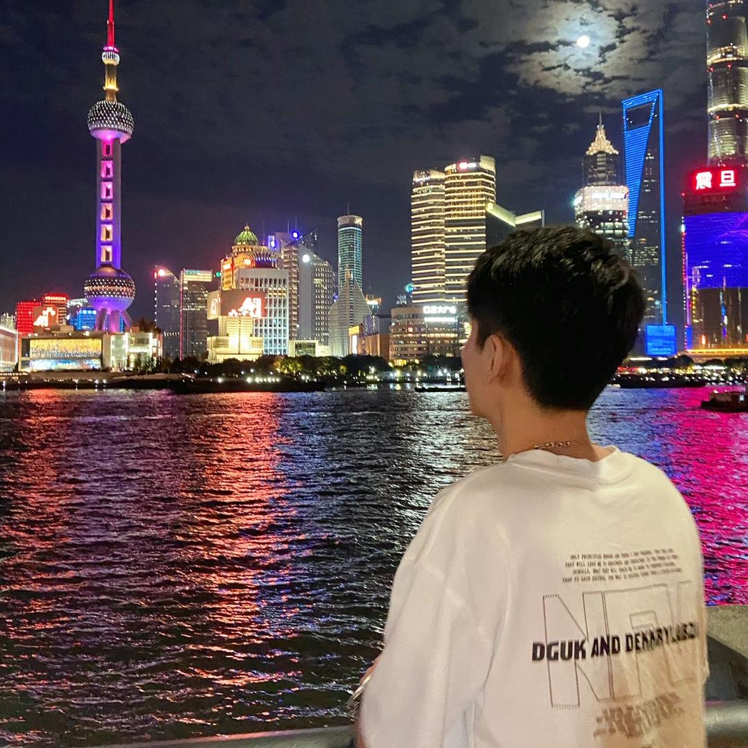 大大鹏